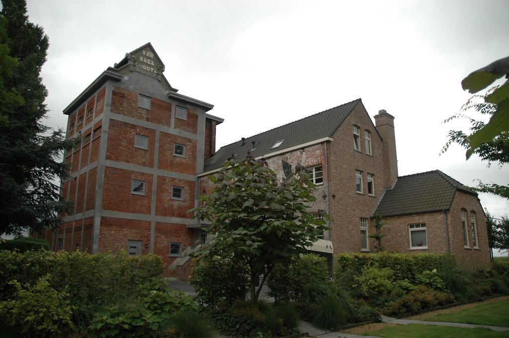 Housing De Brouwerij Bed & Breakfast Westdorpe Bagian luar foto